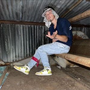 Meet your Posher, Bruce